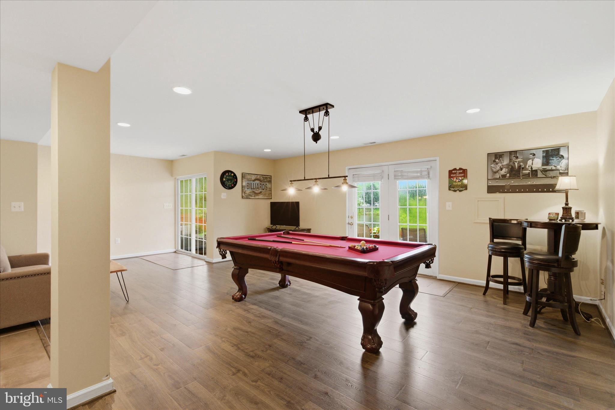 43605 Wembley Lane Chantilly, VA 20152 - Photo 23 of 41 LL Rec Room walk out