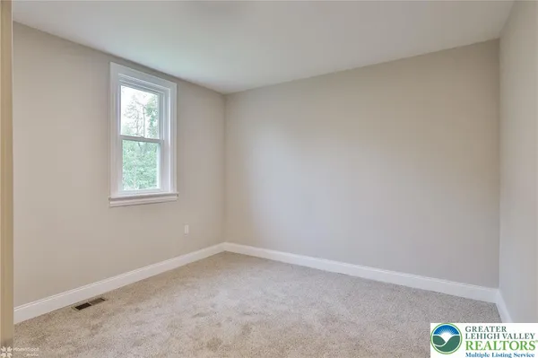 $2,500 | 1861 East Emmaus Avenue, Allentown, PA 18103