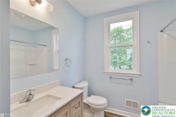 $2,500 | 1861 East Emmaus Avenue, Allentown, PA 18103