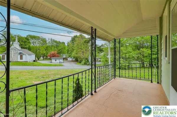 $2,500 | 1861 East Emmaus Avenue, Allentown, PA 18103