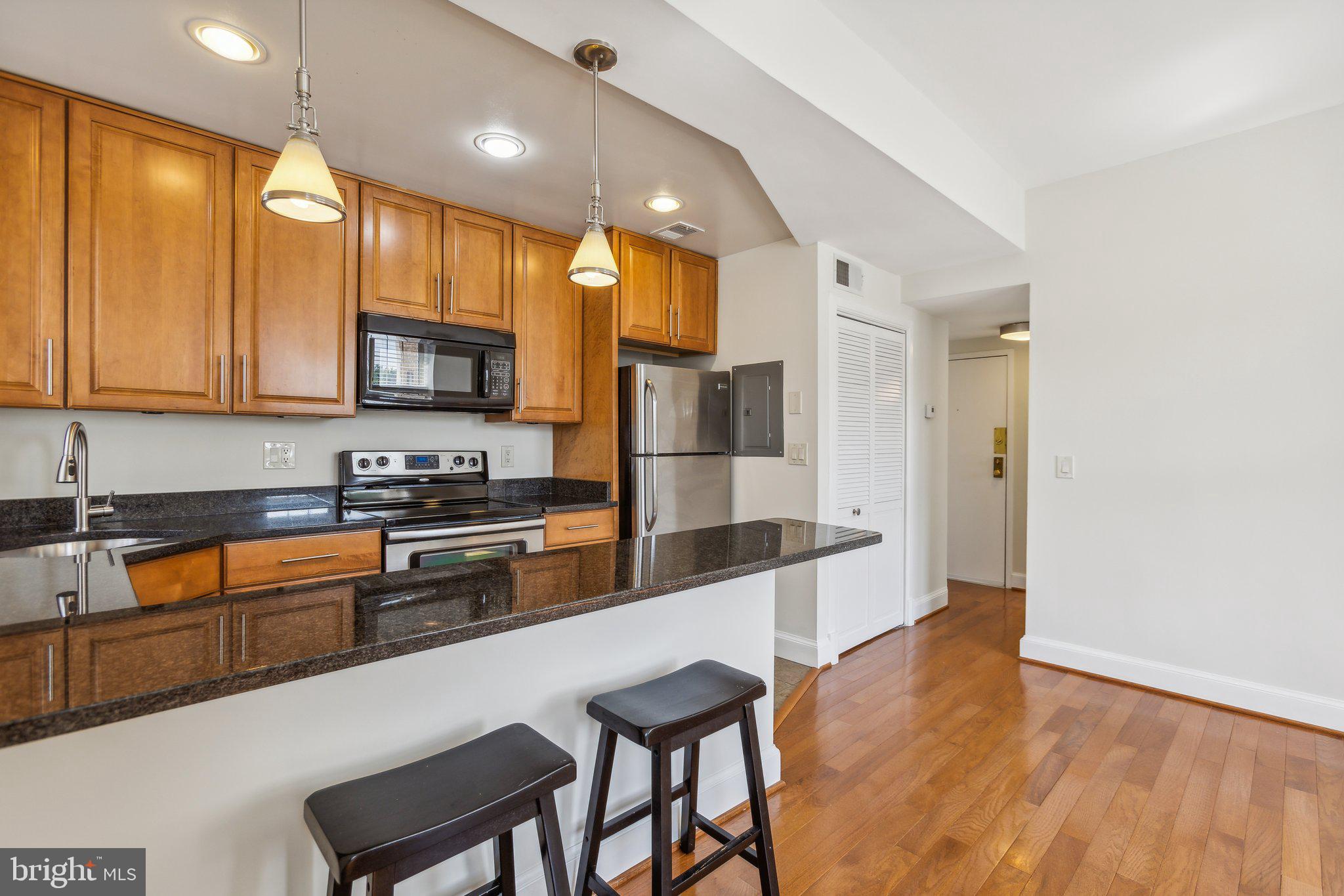1673 Park Road Northwest, Unit 304 Washington, DC 20010 - Photo 5 of 36