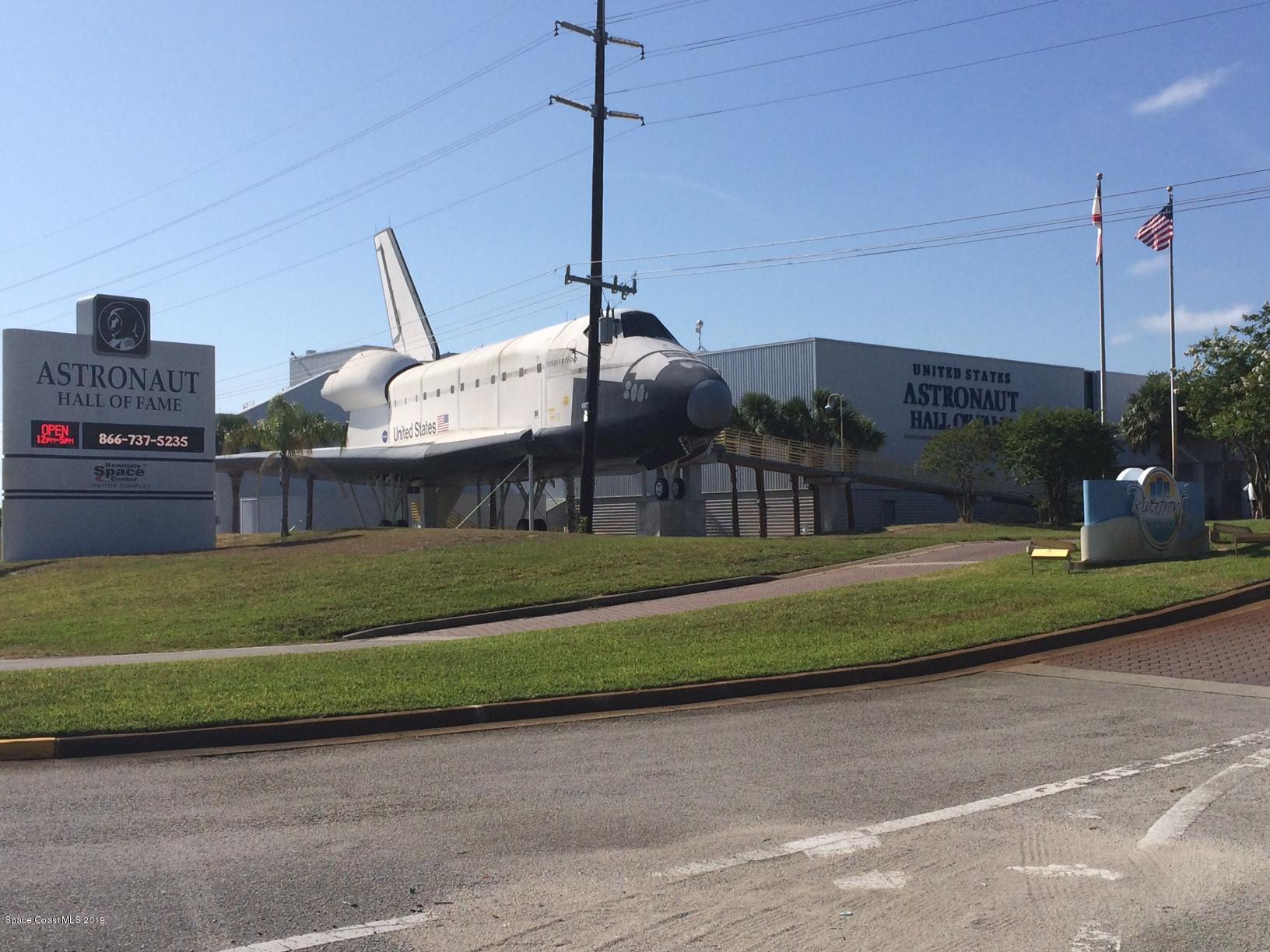 3597 Loggerhead Lane Mims, FL 32754 - Photo 19 of 40 Astronault Hall of Fame