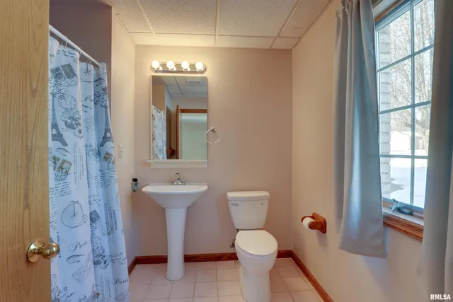 $398,000 | 3500 Branchwood Drive, Quincy, IL 62301