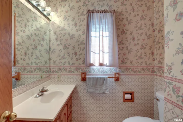 $398,000 | 3500 Branchwood Drive, Quincy, IL 62301