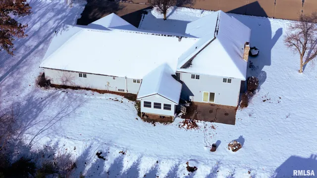 $398,000 | 3500 Branchwood Drive, Quincy, IL 62301