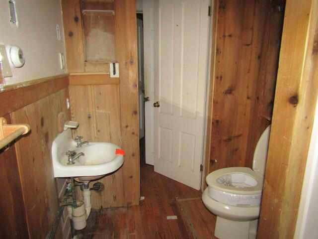9 Bonnybeag Road Cape Neddick, ME 03902 - Photo 2 of 23 IMG_6526