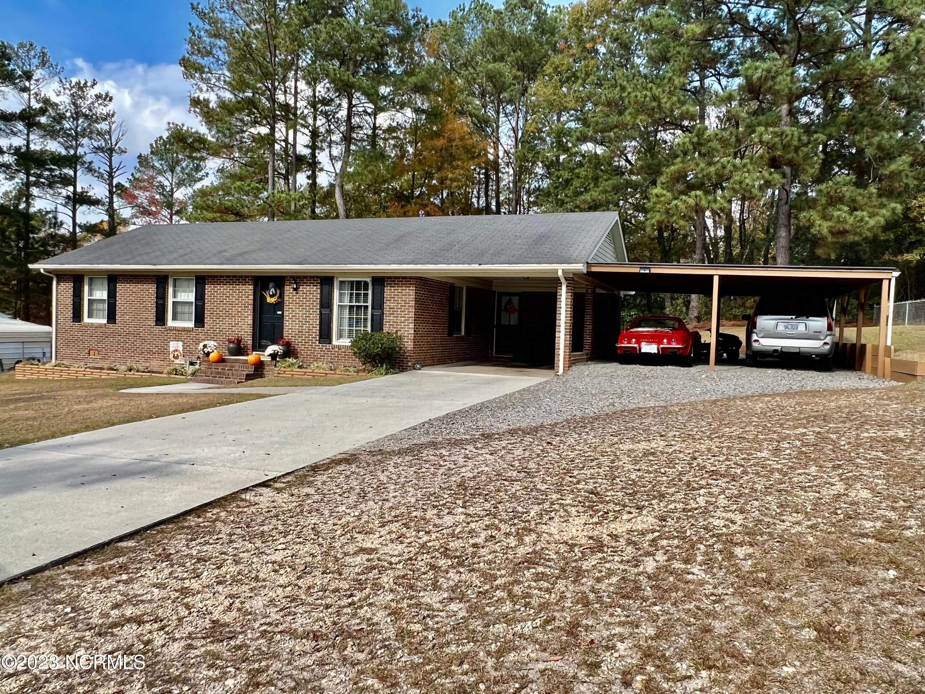 605 Dogwood Lane Rockingham, NC 28379 - Photo 5 of 23 dw22