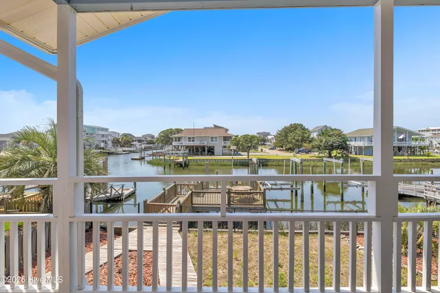 $1,050,000 | 161 High Point Street, Holden Beach, NC 28462