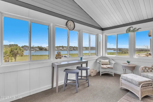 $1,050,000 | 161 High Point Street, Holden Beach, NC 28462