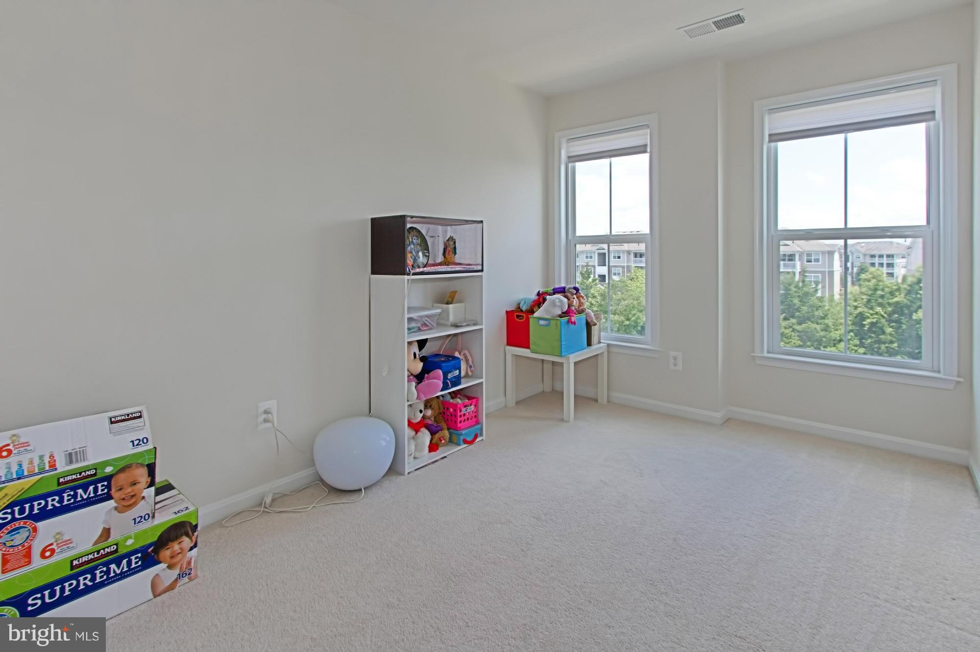 43393 Rickenbacker Square Ashburn, VA 20147 - Photo 22 of 30 Bedroom