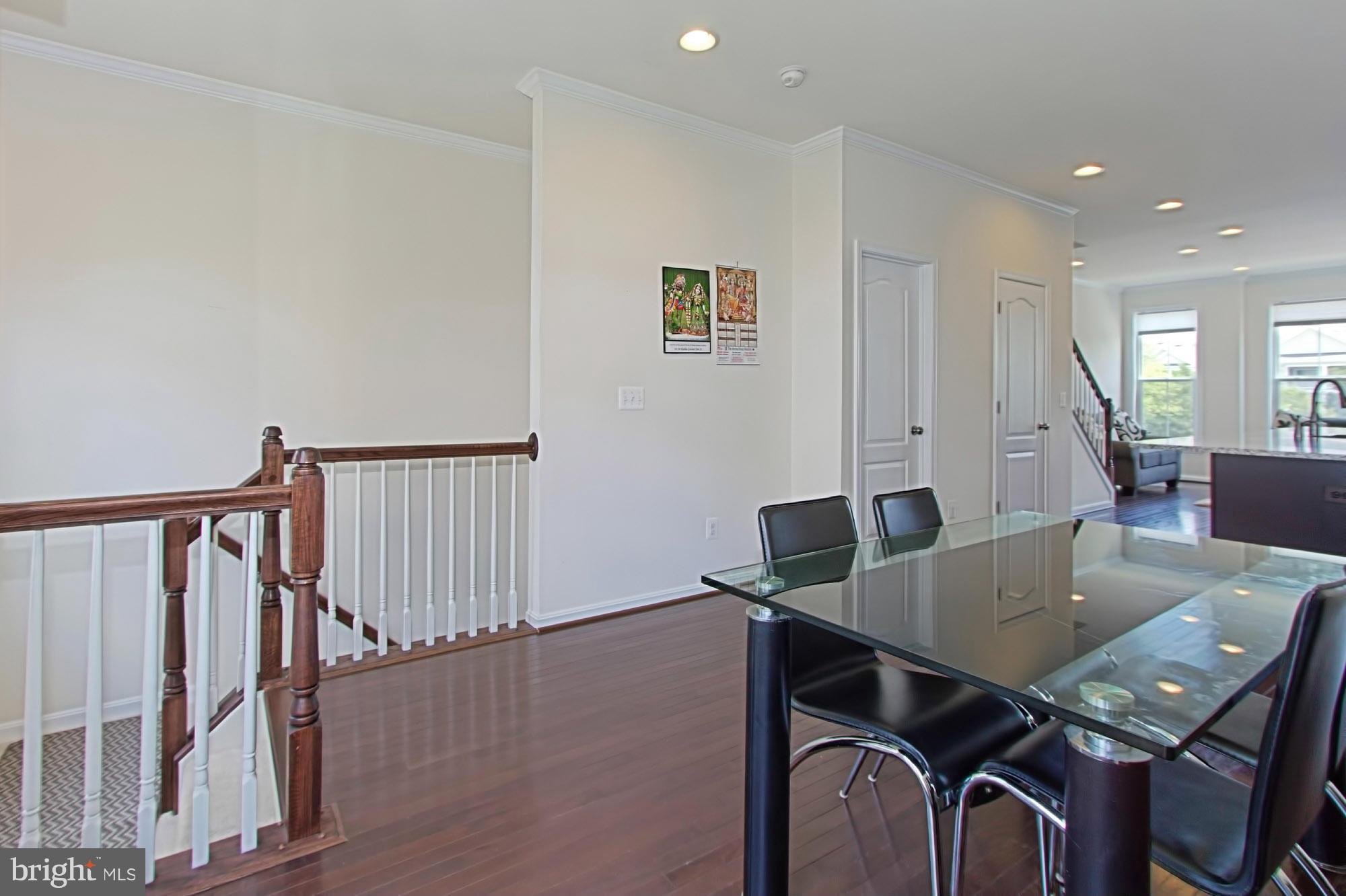 43393 Rickenbacker Square Ashburn, VA 20147 - Photo 7 of 30 Dining Room