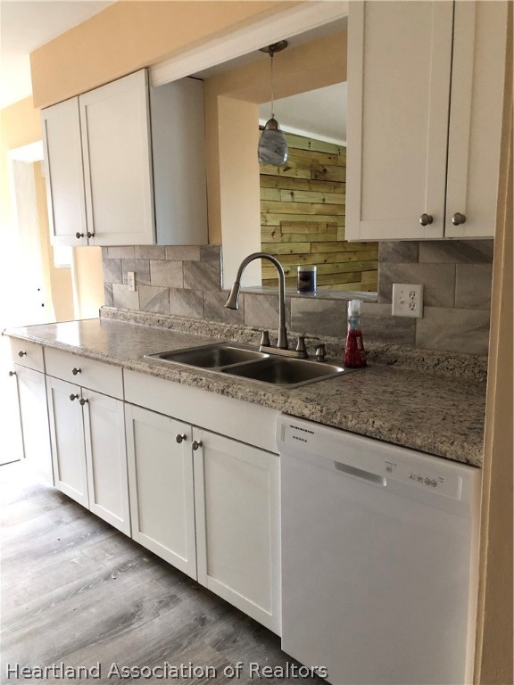 2326 Croydon Road Sebring, FL 33870 - Photo 2 of 10 Gallery Image 2