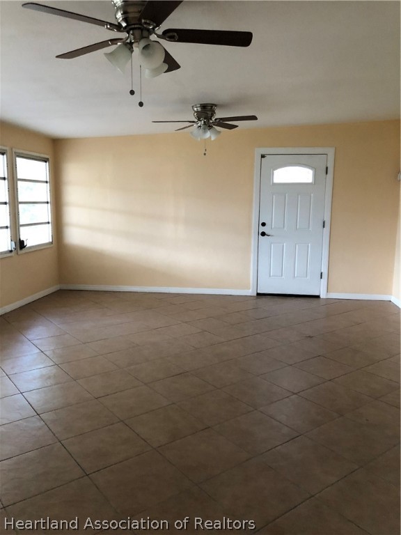 2326 Croydon Road Sebring, FL 33870 - Photo 8 of 10 Gallery Image 8