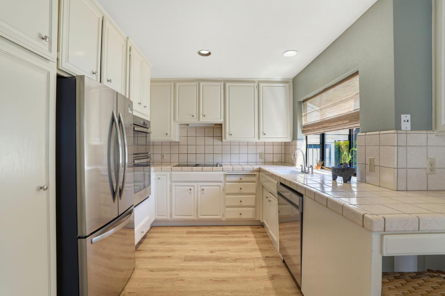 250 West Rumble Road, Unit D Modesto, CA 95350 - Photo 3 of 25