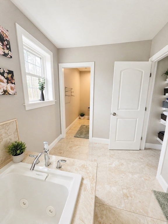278 Putnam Hill Road Sutton, MA 01590 - Photo 14 of 29