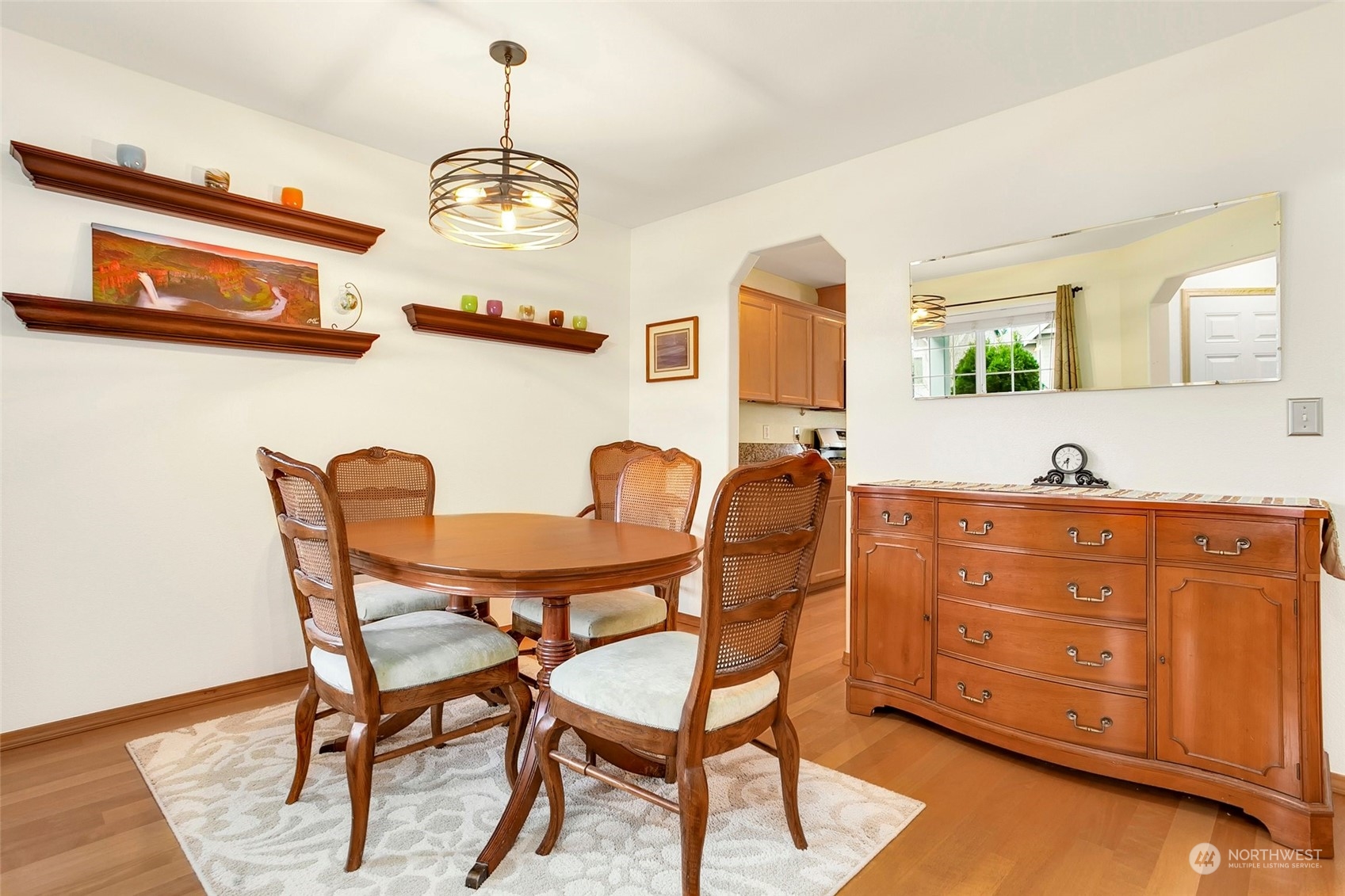 5121 Northeast 11th Court Renton, WA 98059 - Photo 12 of 40 Gallery Image 12