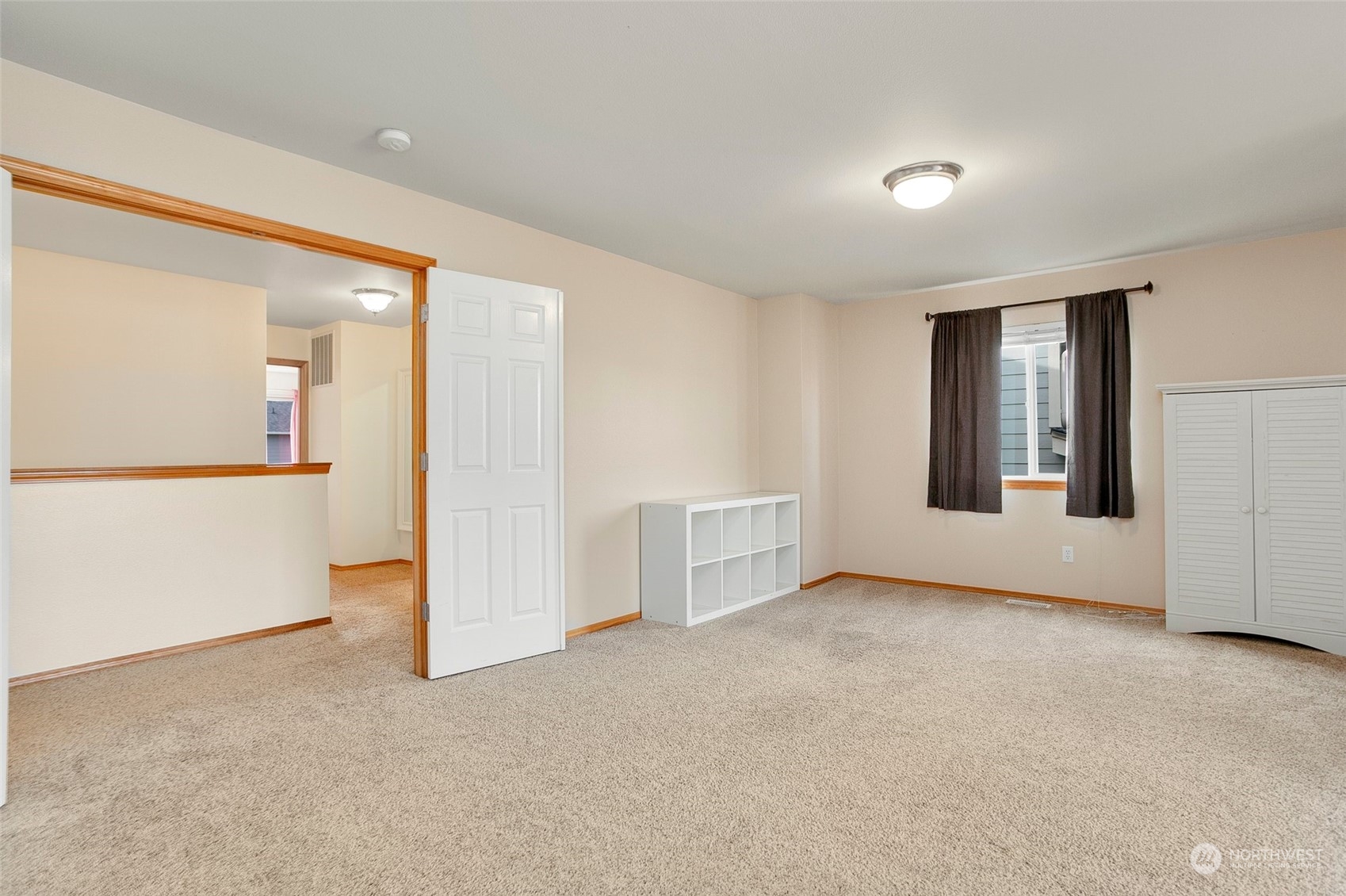 5121 Northeast 11th Court Renton, WA 98059 - Photo 23 of 40 Gallery Image 23
