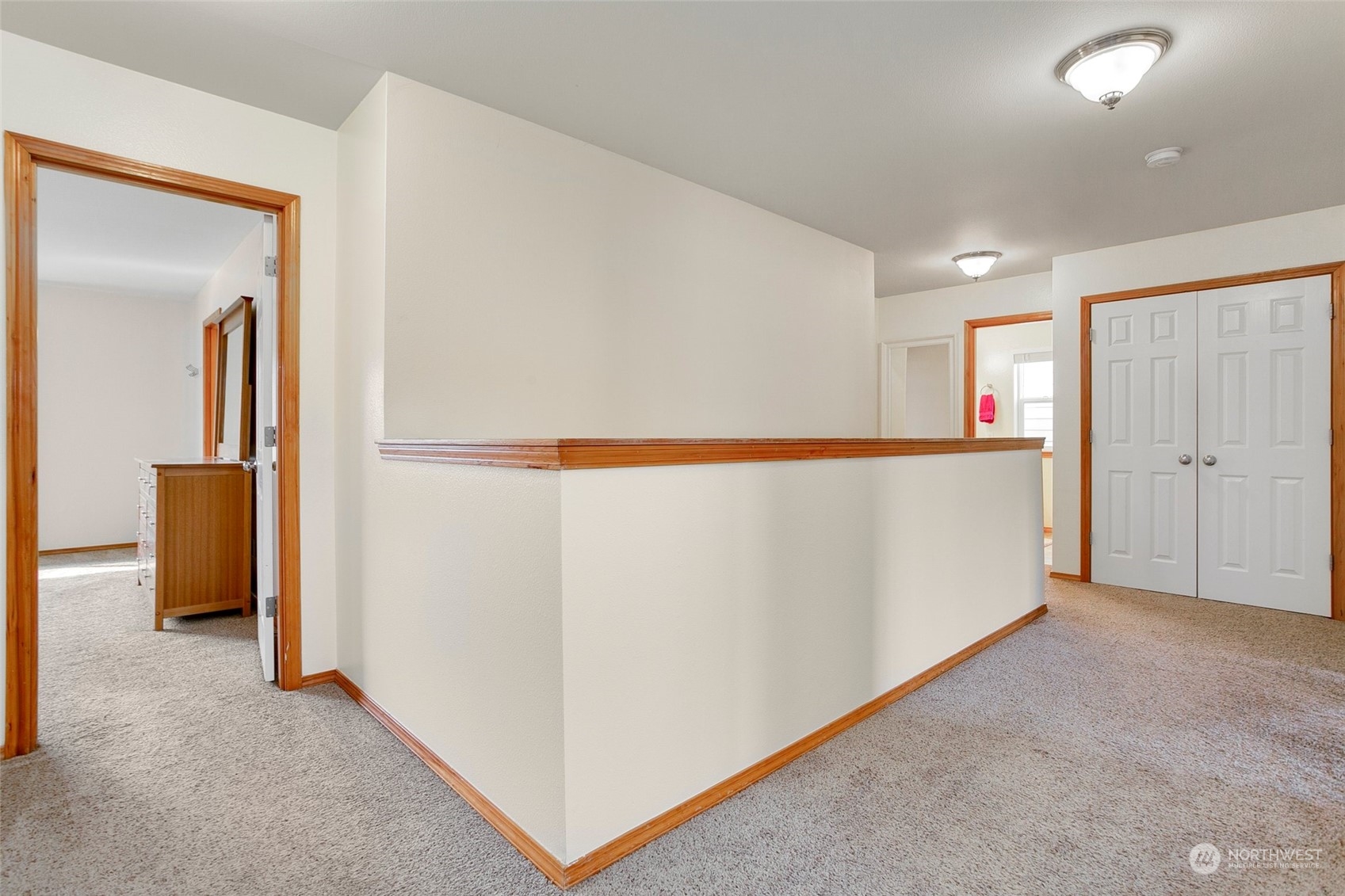 5121 Northeast 11th Court Renton, WA 98059 - Photo 25 of 40 Gallery Image 25