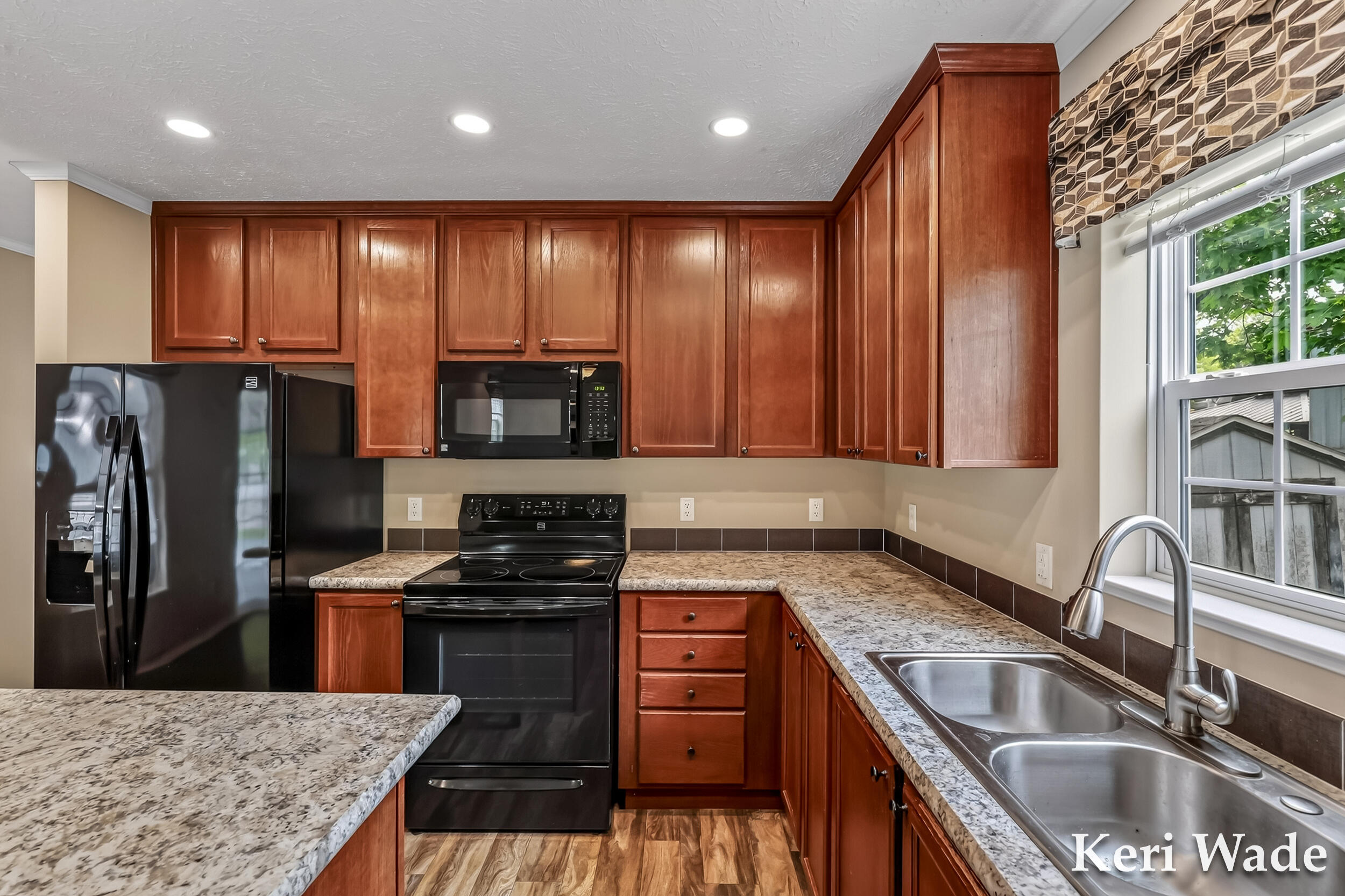 6100 North Beaune Road, Unit 40 Ludington, MI 49431 - Photo 9 of 40 IMG_0809