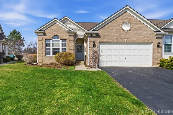 $399,900 | 4211 Whitehall Lane, Algonquin, IL 60102