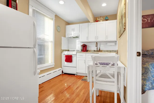 $2,795 | 54 5th Street, Unit A, Highlands, NJ 07732