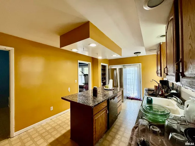 $95,000 | 416 Macomb Road, Rushville, IL 62681