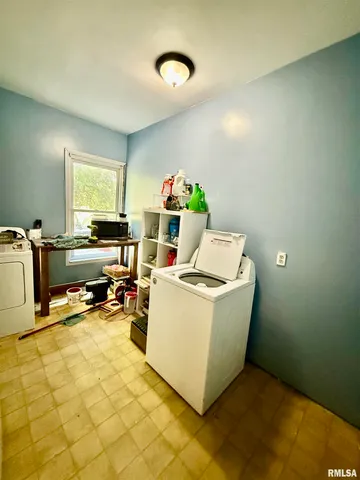 $95,000 | 416 Macomb Road, Rushville, IL 62681