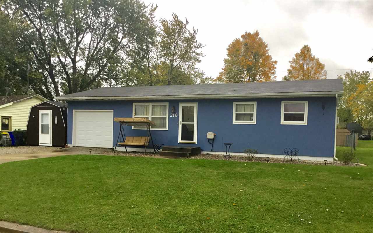 216 Park Butler In 46721 Butler, IN 46721 - Photo 3 of 23