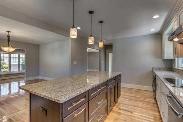 55 Leicester Road Marblehead, MA 01945 - Photo 6 of 21 Gallery Image 6
