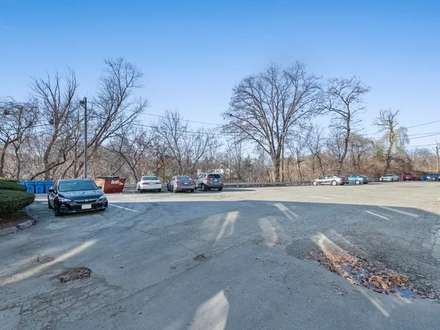 $1,700 | 180 River Street, Unit A4, Waltham, MA 02453