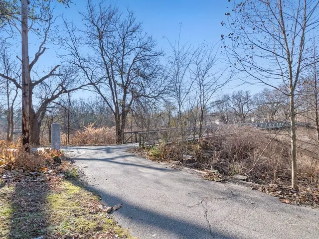 $1,700 | 180 River Street, Unit A4, Waltham, MA 02453