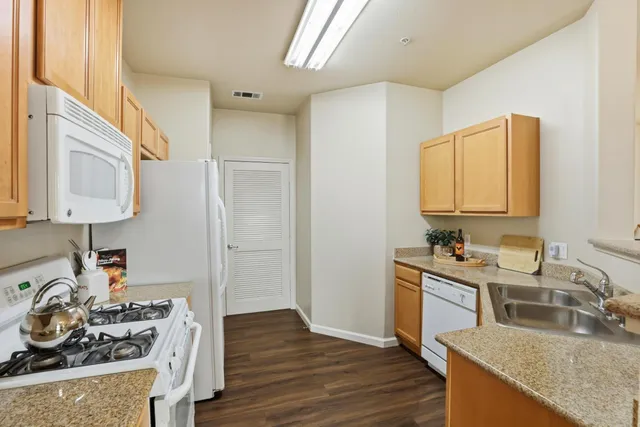 $460,000 | 5512 Tares Circle, Elk Grove, CA 95757