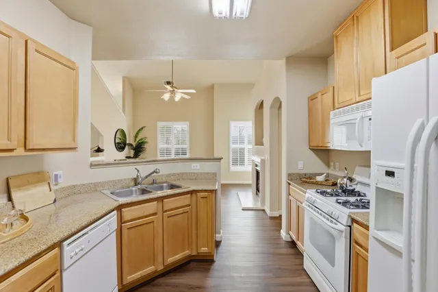 $460,000 | 5512 Tares Circle, Elk Grove, CA 95757