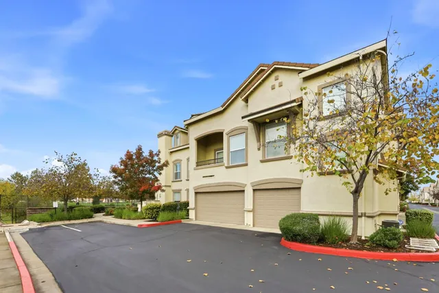 $460,000 | 5512 Tares Circle, Elk Grove, CA 95757