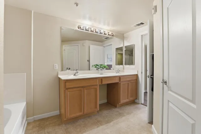 $460,000 | 5512 Tares Circle, Elk Grove, CA 95757