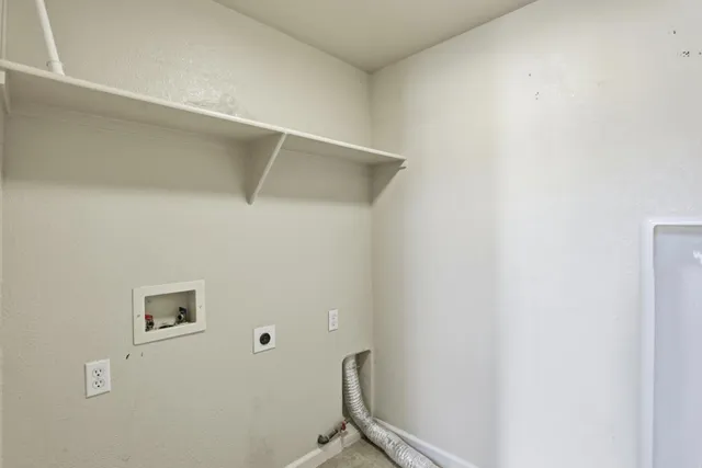 $460,000 | 5512 Tares Circle, Elk Grove, CA 95757