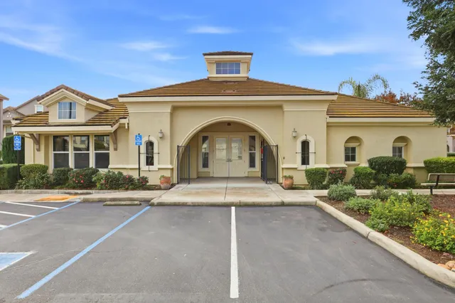 $460,000 | 5512 Tares Circle, Elk Grove, CA 95757