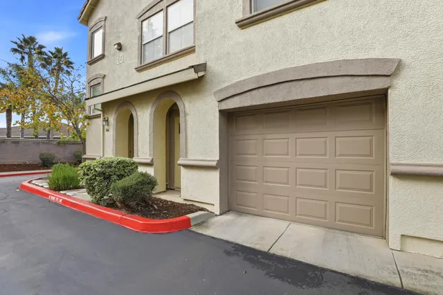 $460,000 | 5512 Tares Circle, Elk Grove, CA 95757