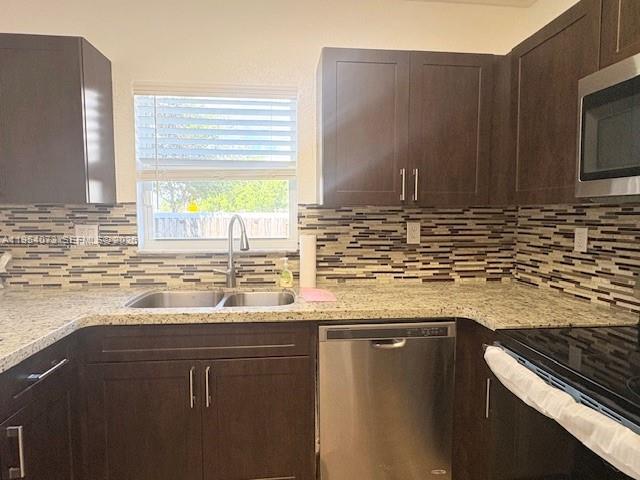 14739 Southwest 9th Terrace Miami, FL 33194 - Photo 9 of 39