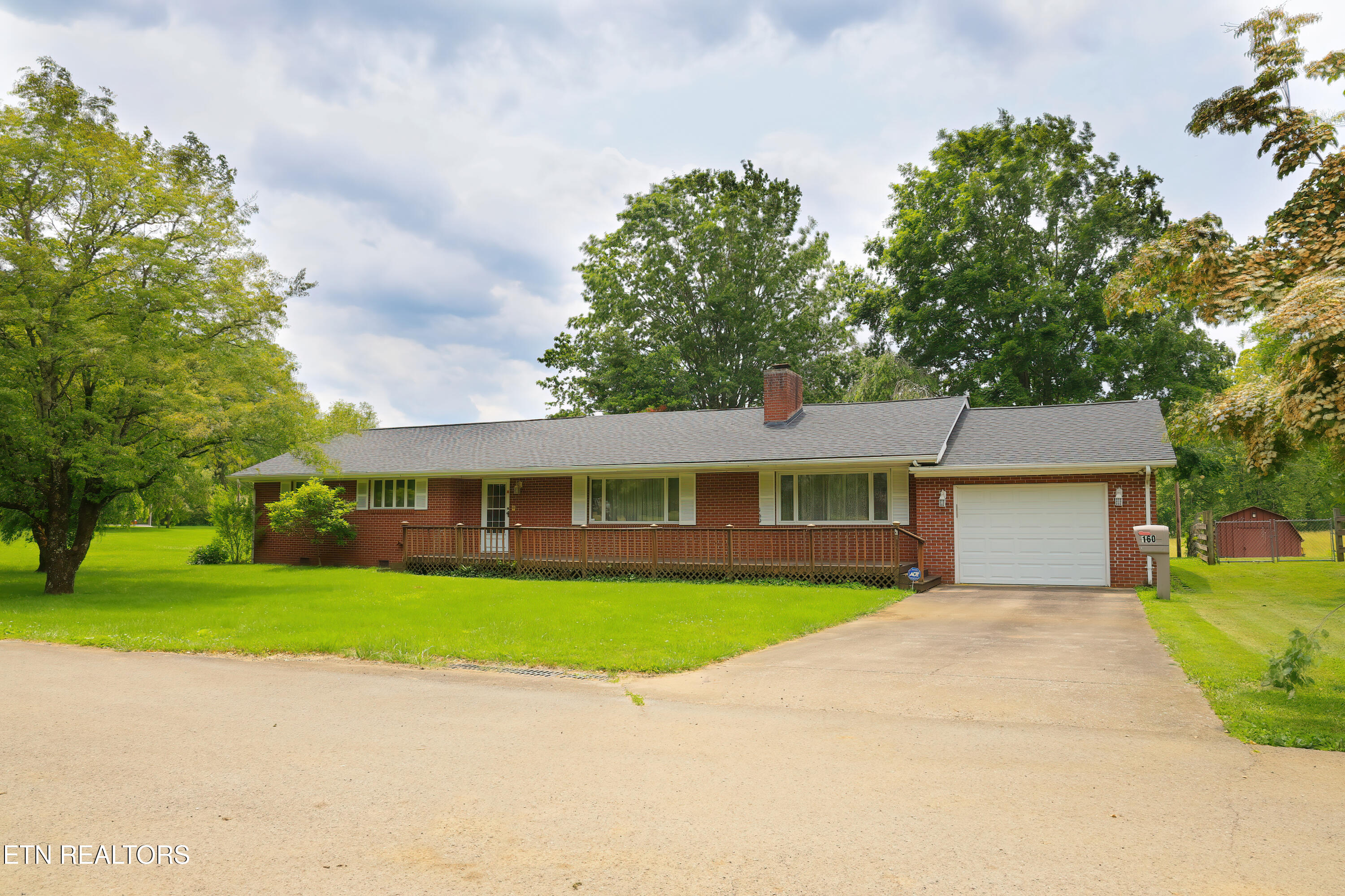160 Rector Drive Harrogate, TN 37752 - Photo 1 of 15 160 Rector Dr- Front of home 2