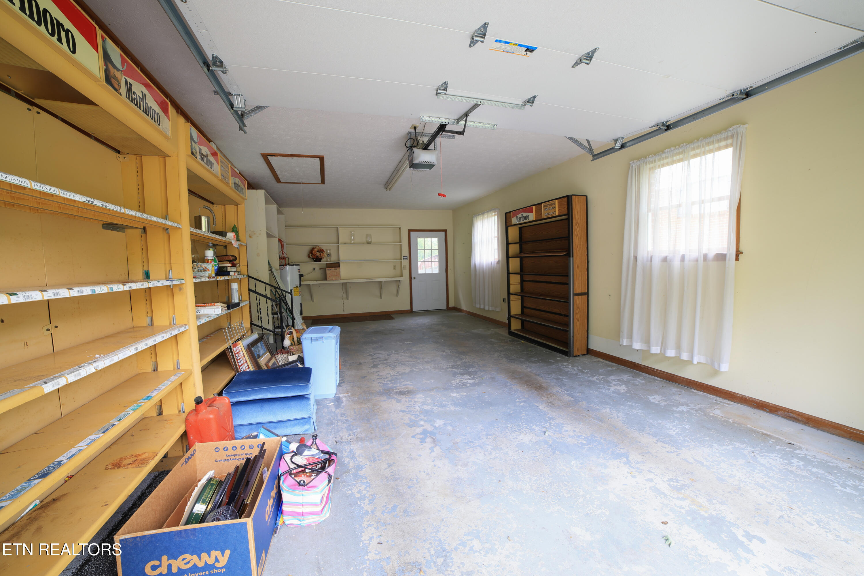 160 Rector Drive Harrogate, TN 37752 - Photo 15 of 15 160 Rector Dr-Garage