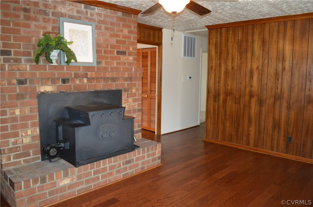 20403 Cox Road Sutherland, VA 23885 - Photo 14 of 32 Gallery Image 14