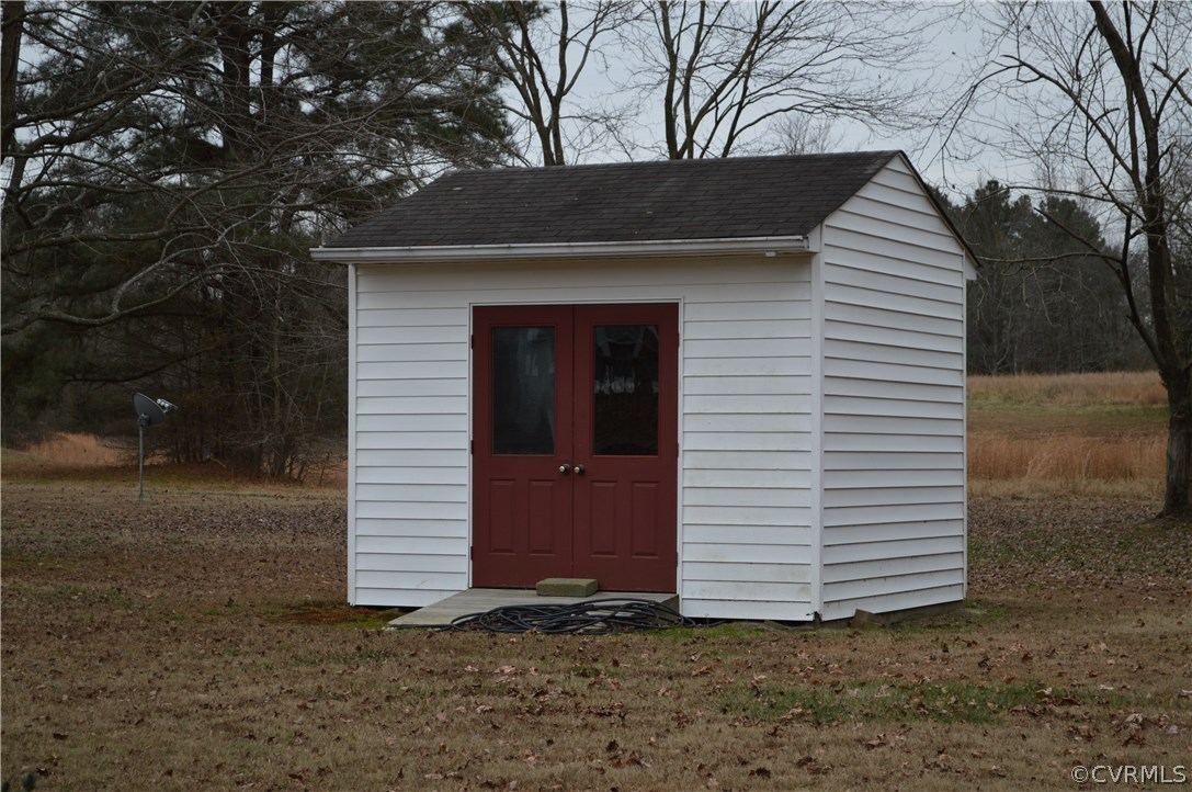 20403 Cox Road Sutherland, VA 23885 - Photo 31 of 32 Gallery Image 31