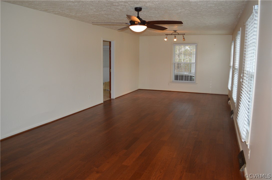 20403 Cox Road Sutherland, VA 23885 - Photo 8 of 32 Gallery Image 8