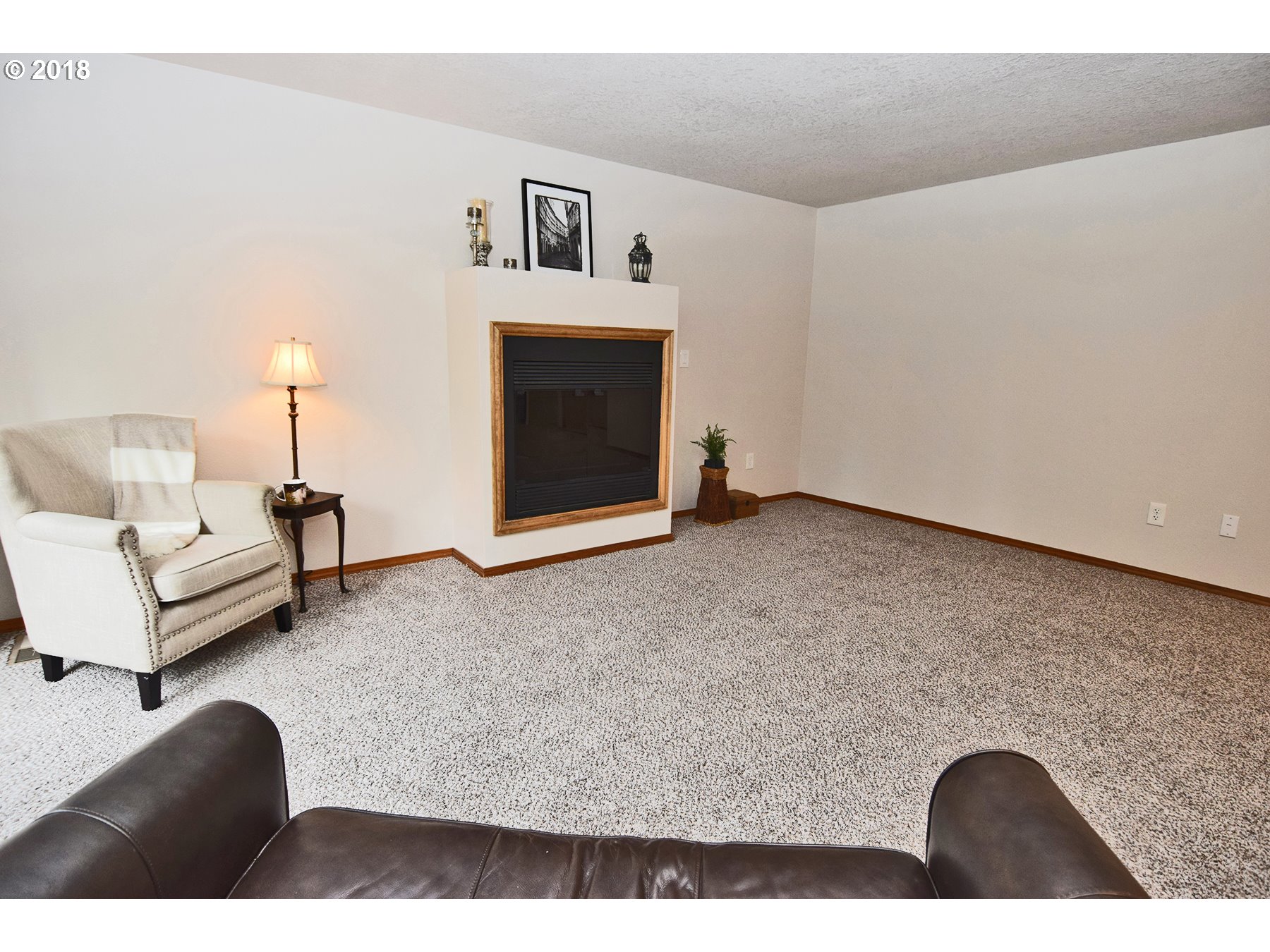 40025 Davis Street Sandy, OR 97055 - Photo 3 of 31 Gallery Image 3