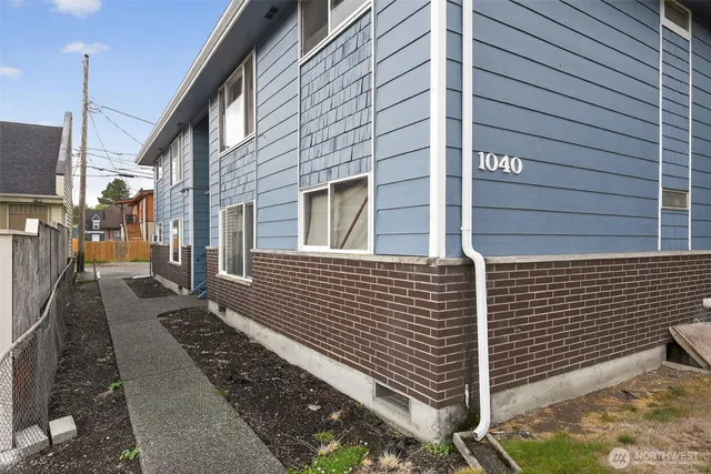 $950,000 | 1040 South Ferry Street, Tacoma, WA 98405