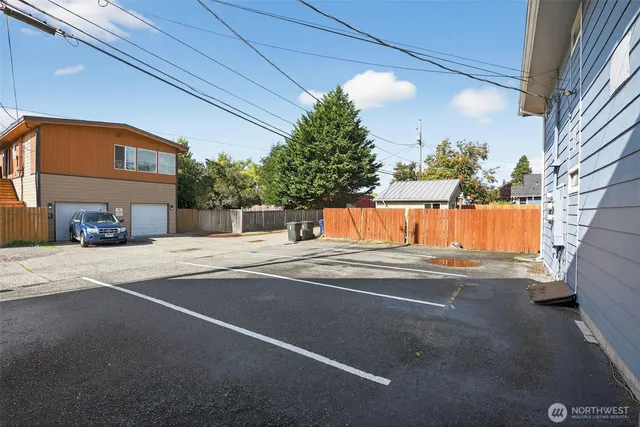 $950,000 | 1040 South Ferry Street, Tacoma, WA 98405