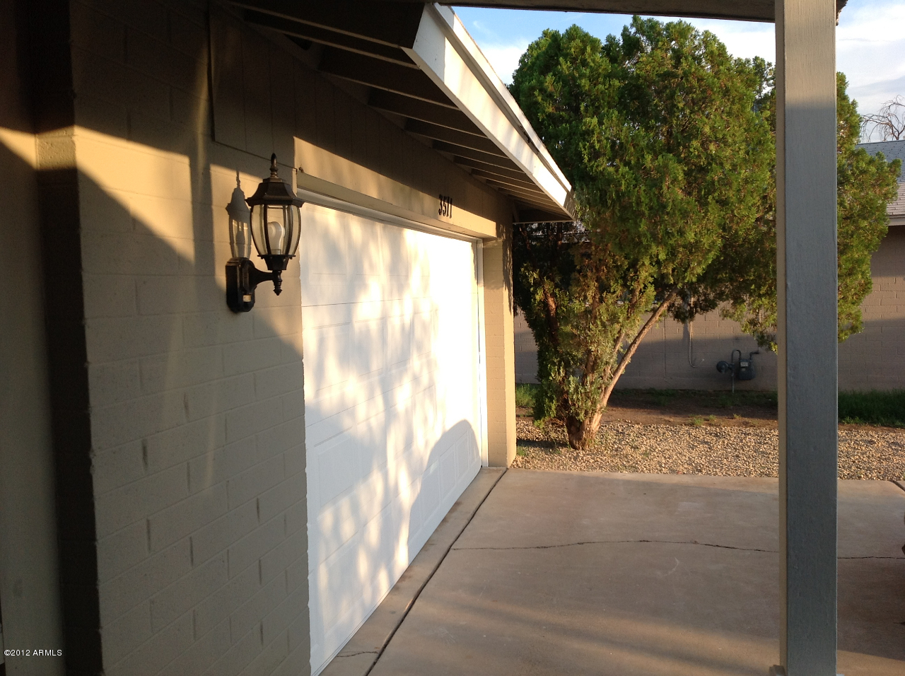 3511 South Terrace Road Tempe, AZ 85282 - Photo 3 of 18 Terrace Freshly Painted Exterior