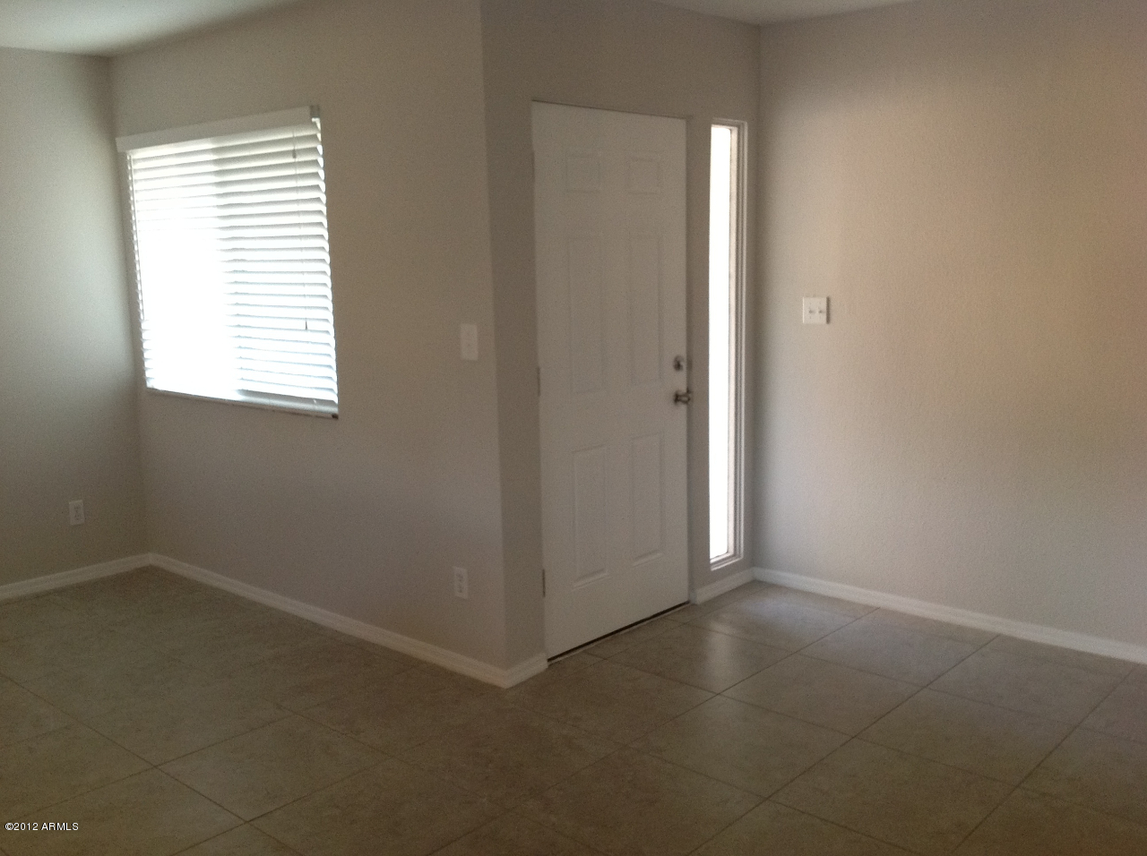 3511 South Terrace Road Tempe, AZ 85282 - Photo 4 of 18 Terrace entry 2
