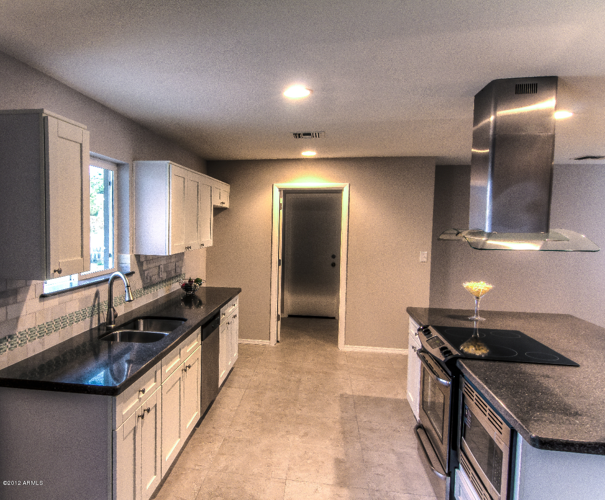 3511 South Terrace Road Tempe, AZ 85282 - Photo 5 of 18 Quartz Counters Under Mt Sink